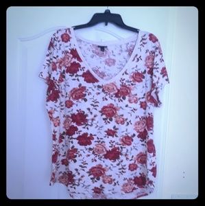 Torrid V-neck T-shirt size 2 (18 in regular sizes)